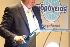Λουκάς Κορομπίλης, Γενικός Διευθυντής